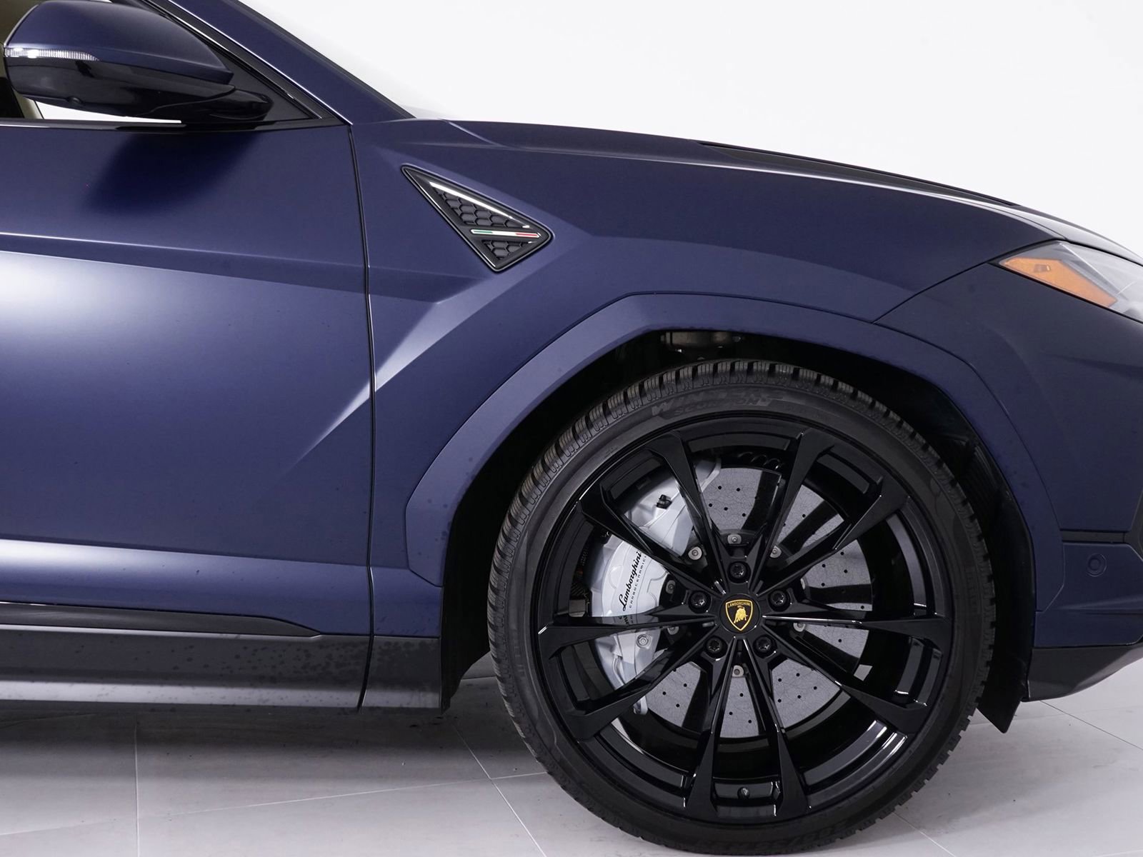 Used 2024 Lamborghini Urus S image 16