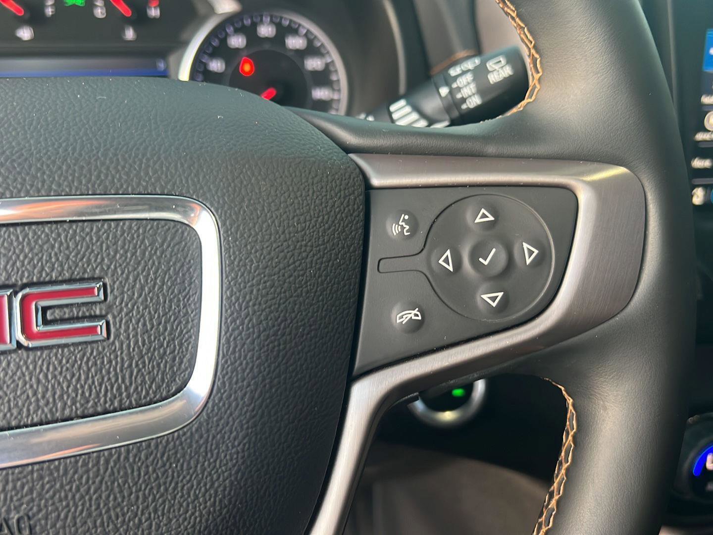 Used 2024 GMC Terrain AT4 w/ Infotainment Package II AWD/4WD image 21