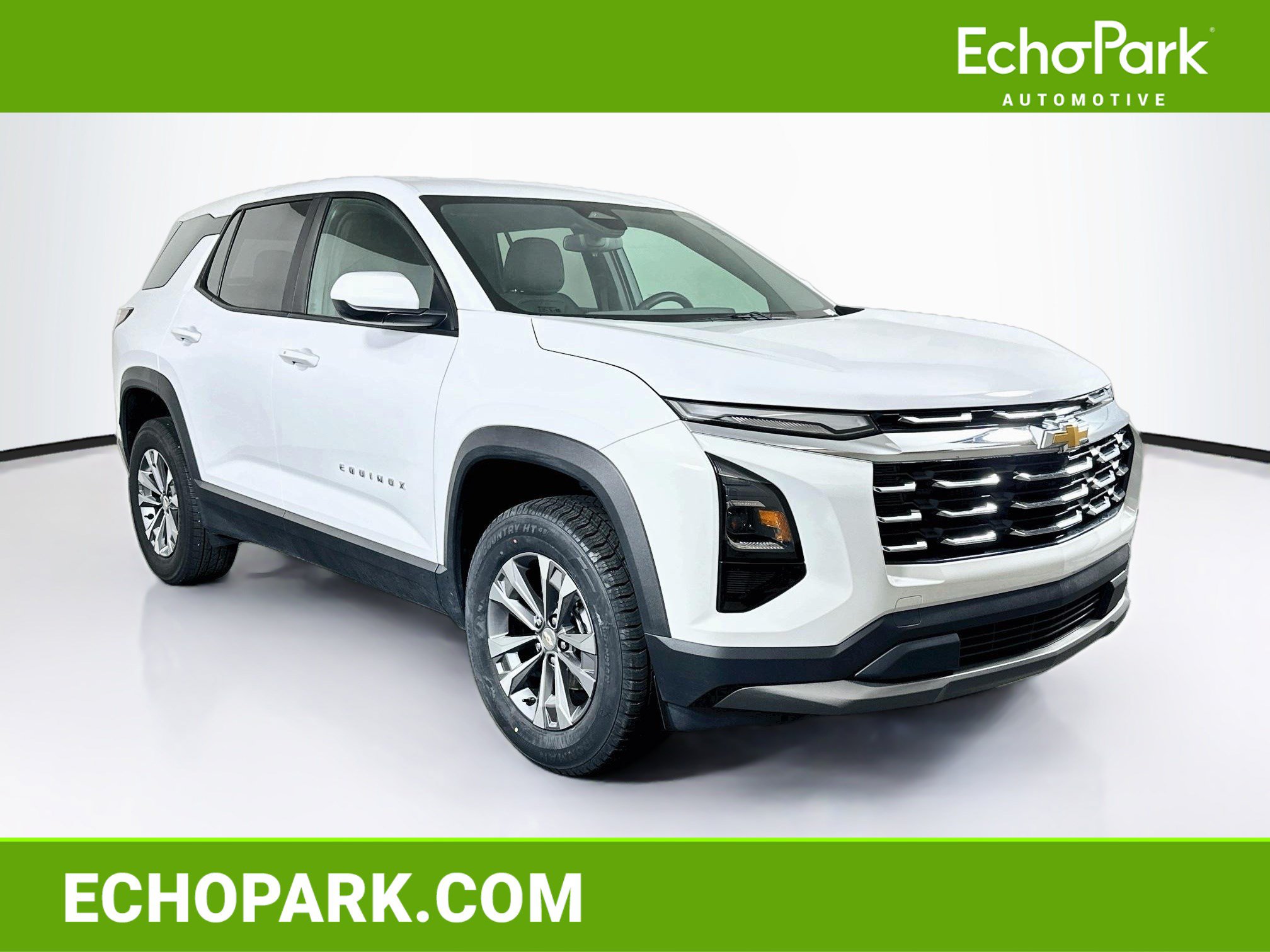 Used 2025 Chevrolet Equinox LT FWD image 1