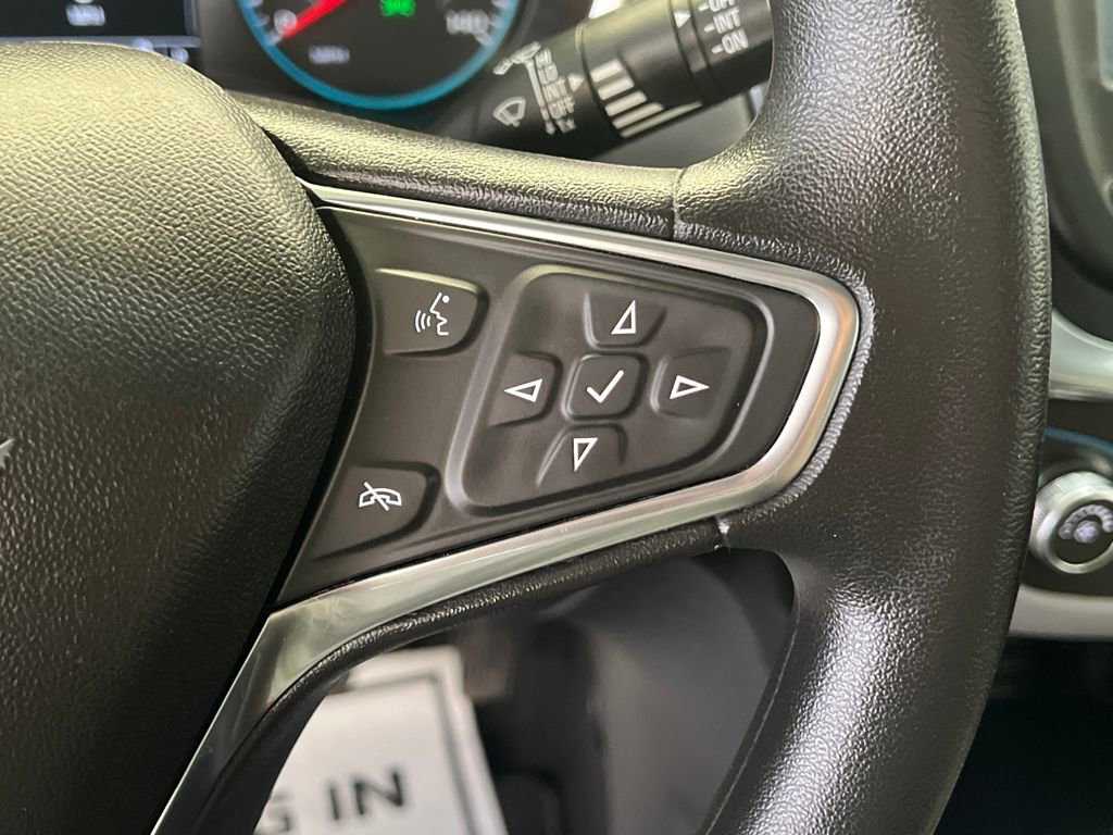 Used 2018 Chevrolet Equinox LS image 24