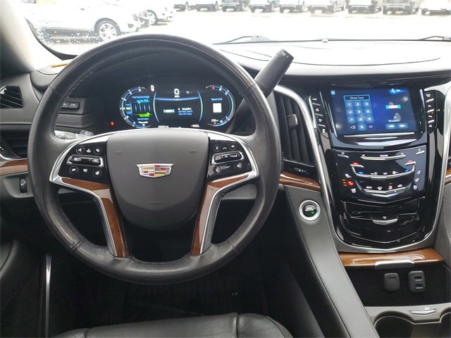 Used 2020 Cadillac Escalade Luxury image 27