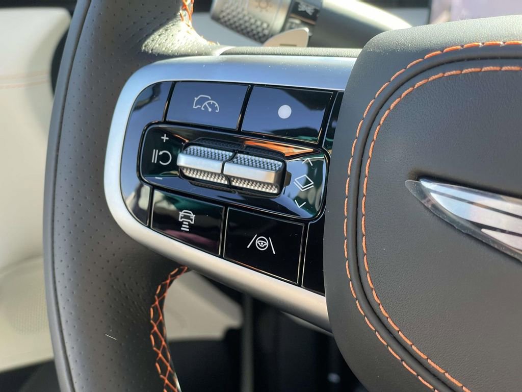 New 2026 Genesis GV70 3.5T Sport Prestige AWD/4WD image 9