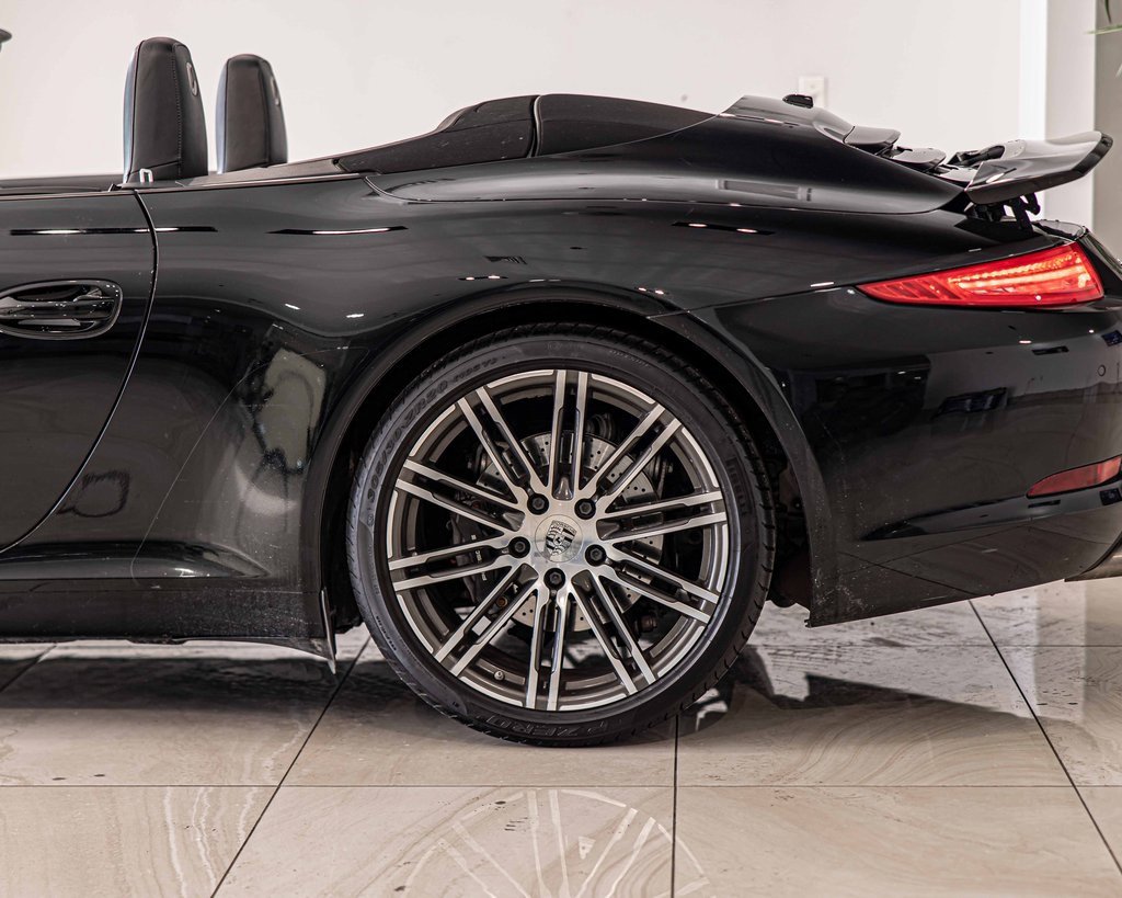 Used 2016 Porsche 911 Carrera Black Edition image 8