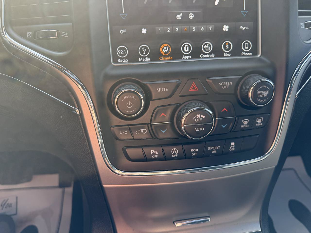 Used 2018 Jeep Grand Cherokee Limited AWD/4WD image 28