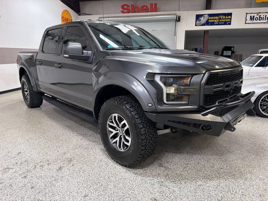 Used 2018 Ford F150 Raptor w/ Equipment Group 802A Luxury AWD/4WD image 10