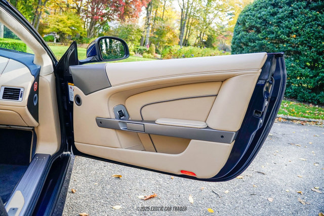 Used 2015 Aston Martin DB9 Volante image 33