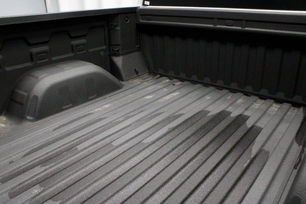 Used 2023 Chevrolet Silverado 1500 Custom w/ Rally Edition image 14