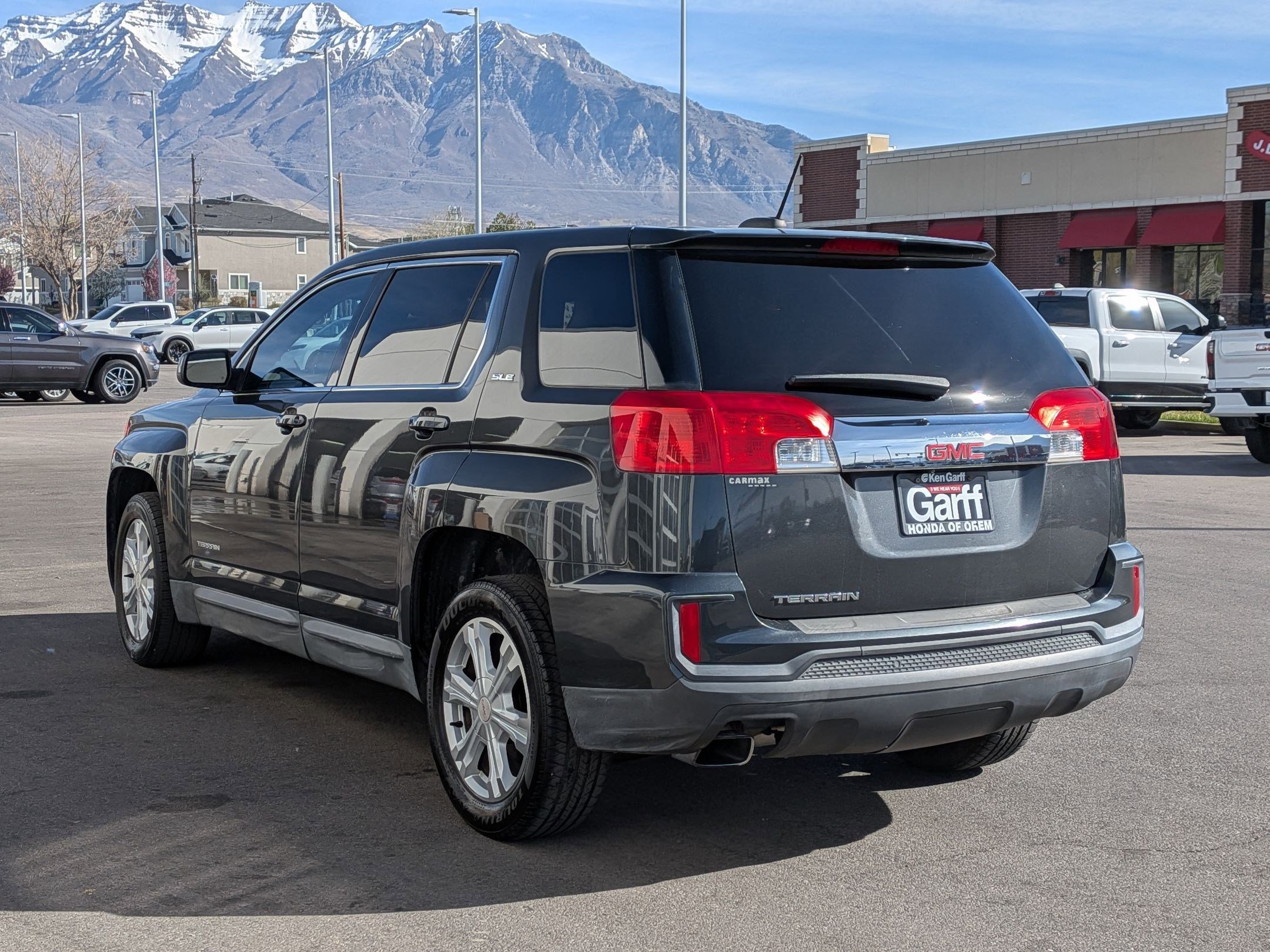 Used 2017 GMC Terrain SLE image 8
