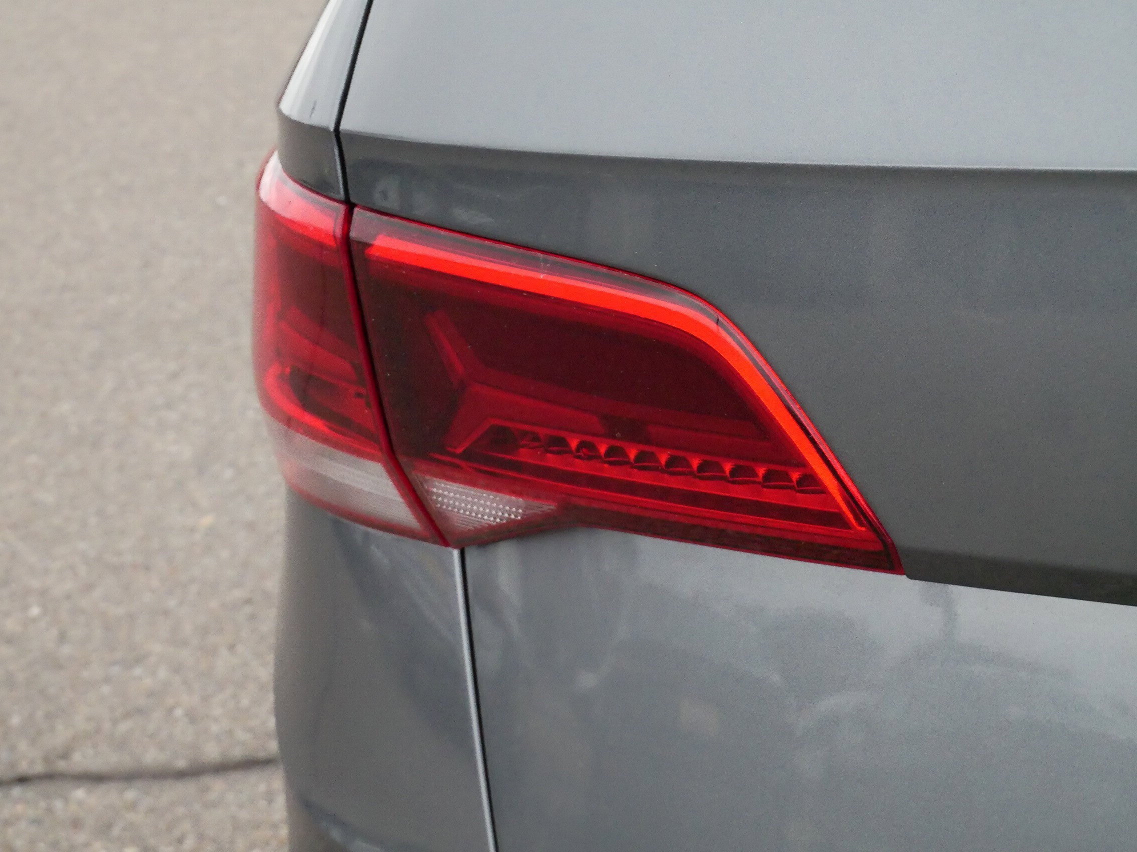 Used 2023 Volkswagen Taos SEL image 17