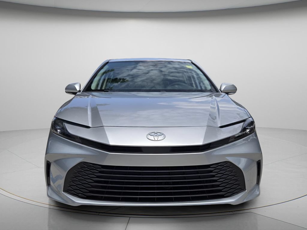 Used 2026 Toyota Camry LE FWD image 4