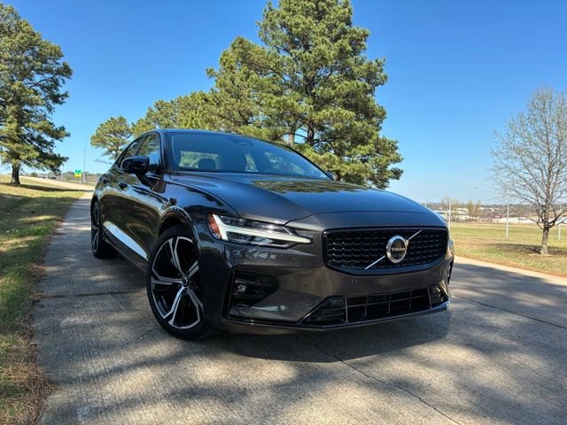 Used 2023 Volvo S60 B5 Plus w/ Climate Package AWD/4WD image 2
