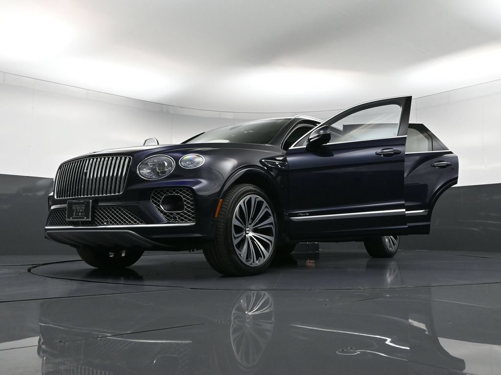 Certified 2023 Bentley Bentayga Extended Wheelbase AWD/4WD image 44