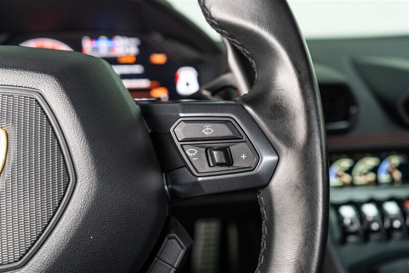 Used 2016 Lamborghini Huracan LP 580-2 RWD image 87