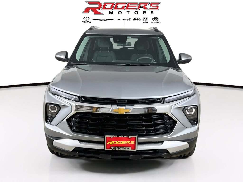 Used 2025 Chevrolet TrailBlazer LT w/ Driver Confidence Package AWD/4WD image 7