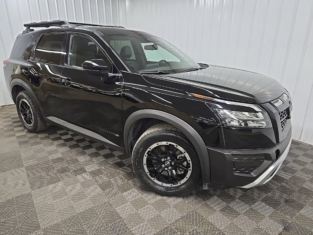 Used 2023 Nissan Pathfinder Rock Creek image 1