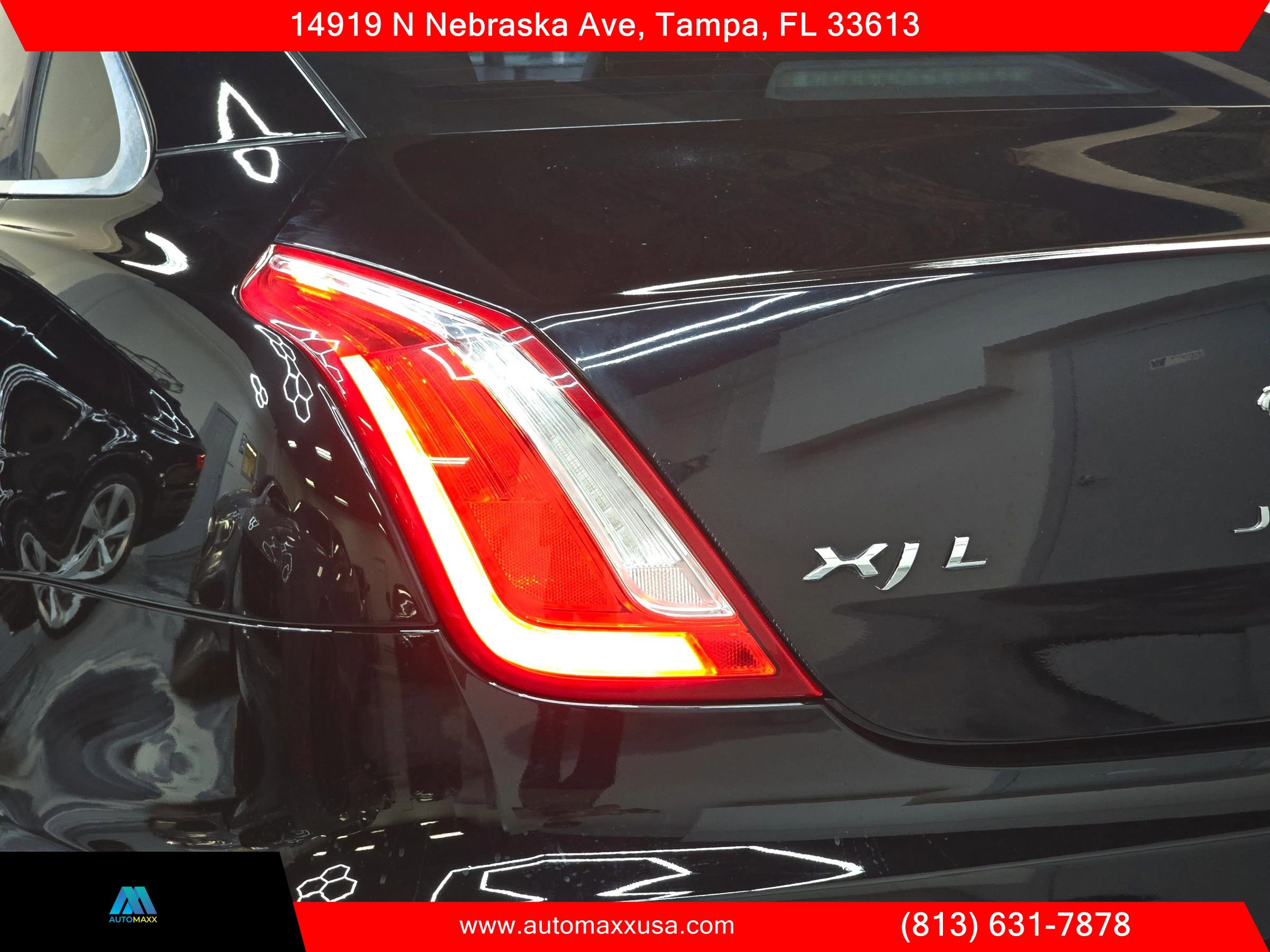 Used 2016 Jaguar XJ L Portfolio RWD image 12