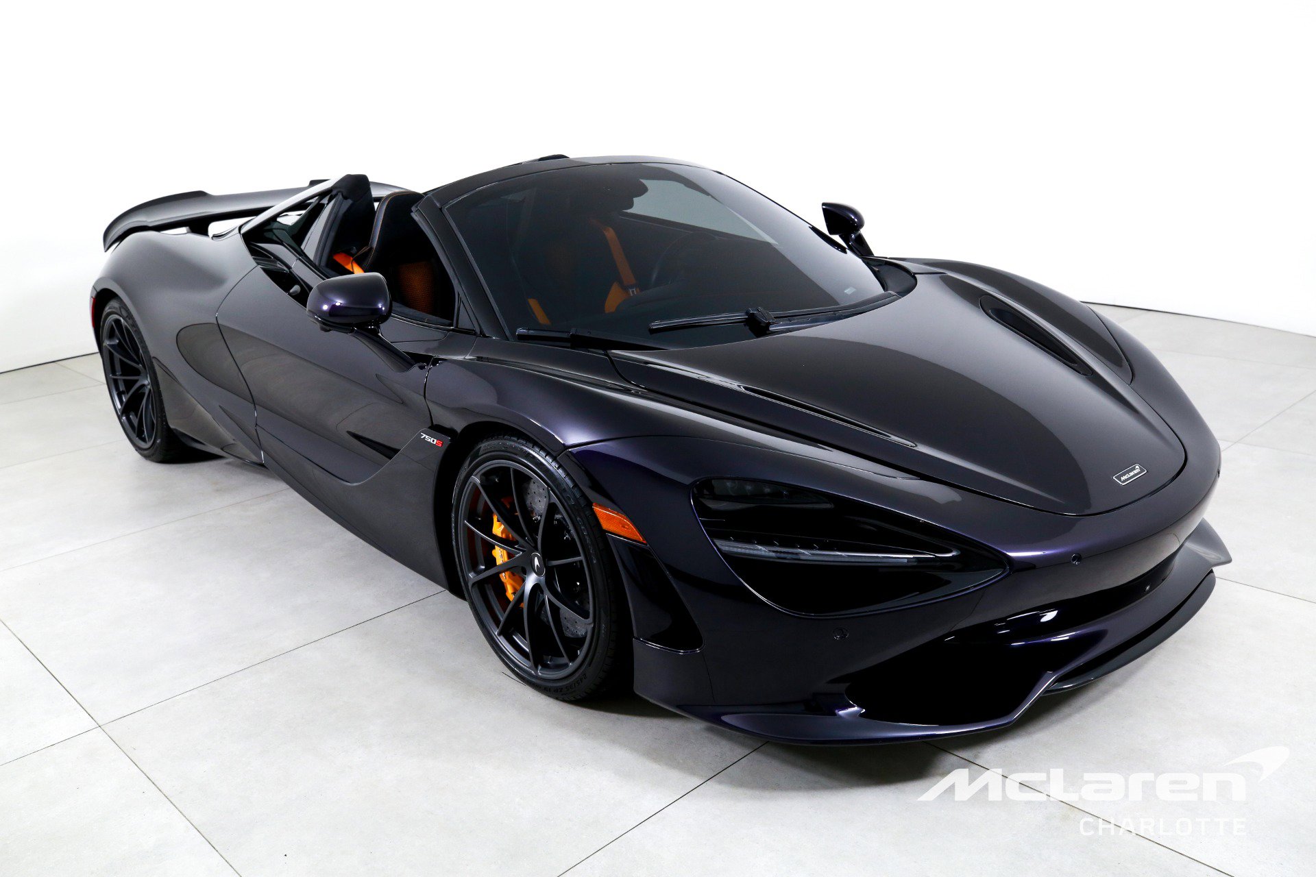 Used 2024 McLaren 750S Spider RWD image 4