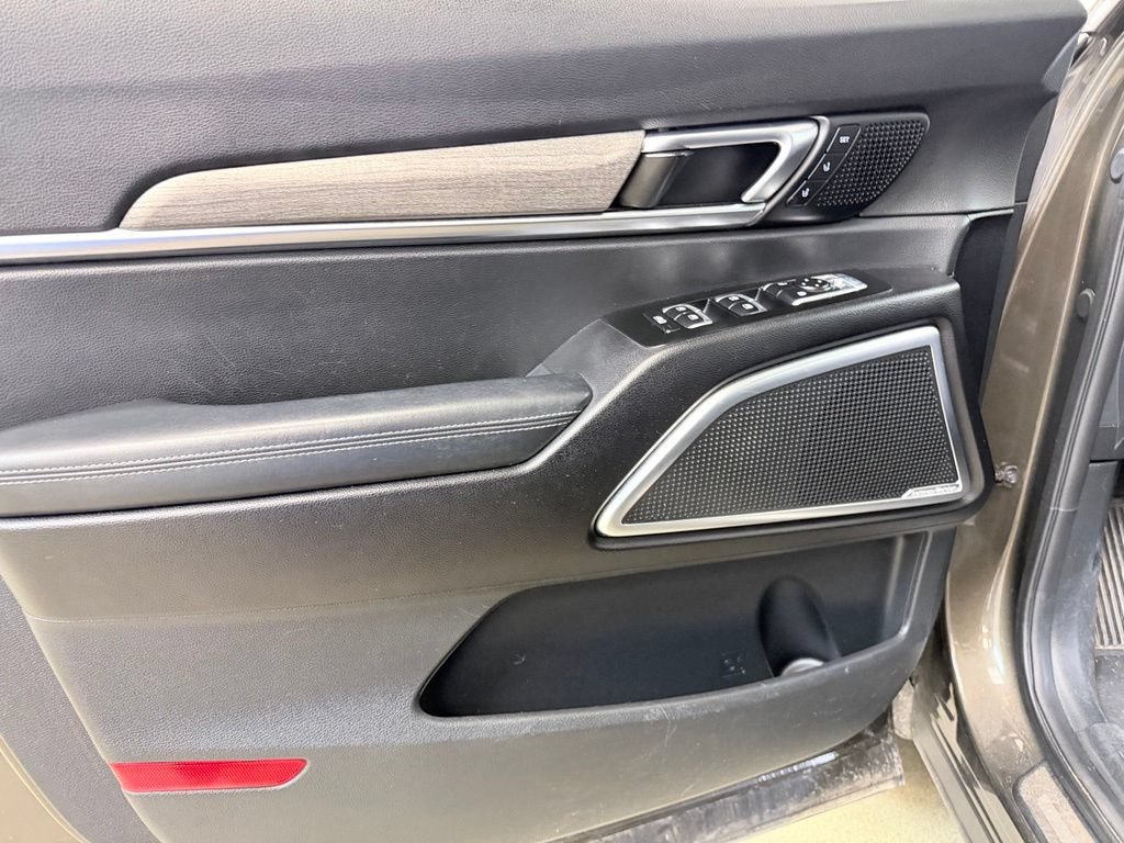 Used 2020 Kia Telluride SX w/ SX Prestige Package AWD/4WD image 8