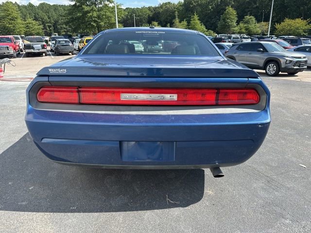 Used 2010 Dodge Challenger SE image 8