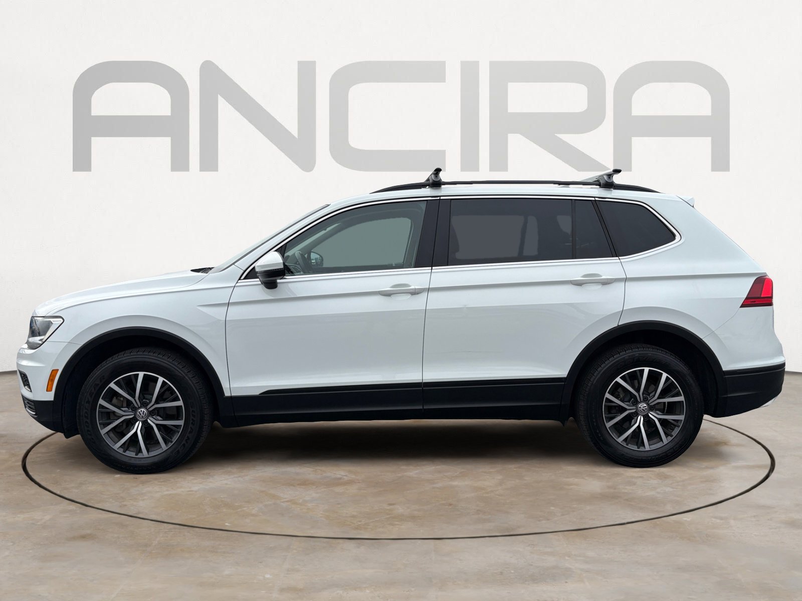 Used 2019 Volkswagen Tiguan SE w/ Panoramic Sunroof Package AWD/4WD image 7