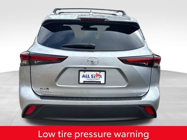 Used 2025 Toyota Highlander XLE image 10