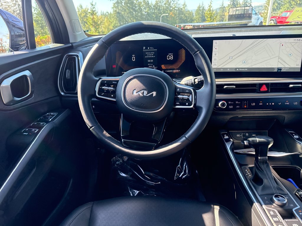 Used 2025 Kia Sorento X-Line EX AWD/4WD image 8