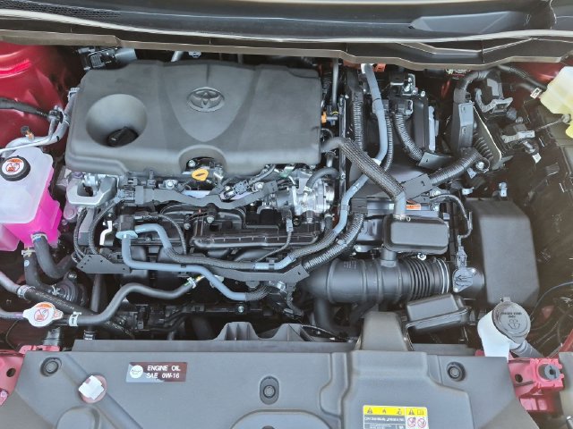 Certified 2026 Toyota Sienna XLE FWD image 32