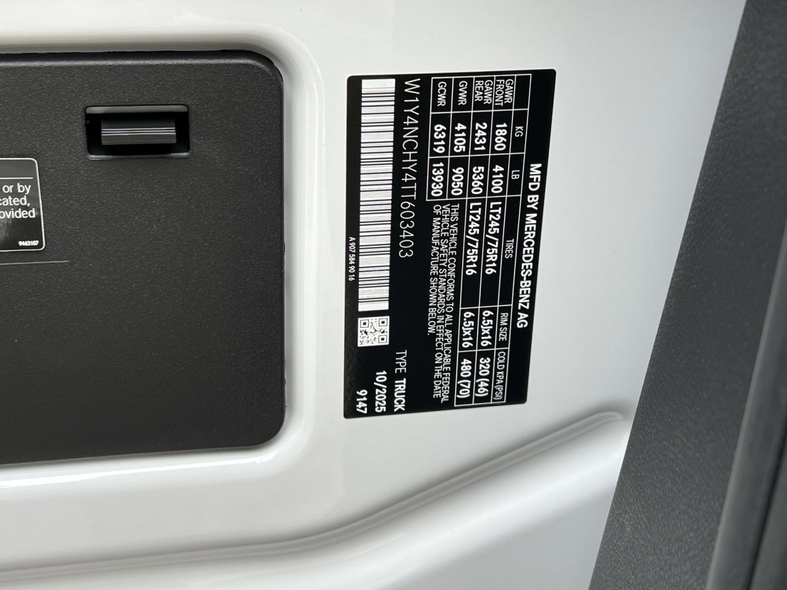 New 2026 Mercedes-Benz Sprinter 2500 image 36