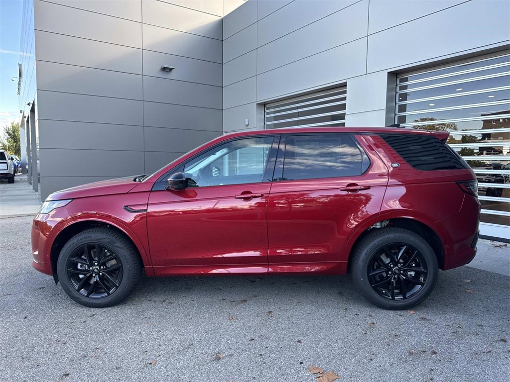 New 2025 Land Rover Discovery Sport S image 4