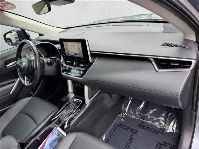 Used 2023 Toyota Corolla Cross XLE w/ Convenience Package AWD/4WD image 21