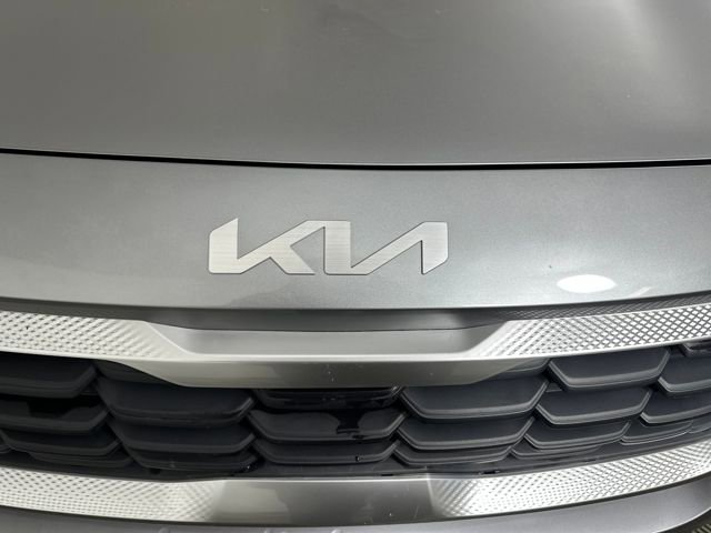 Used 2023 Kia Seltos LX image 9
