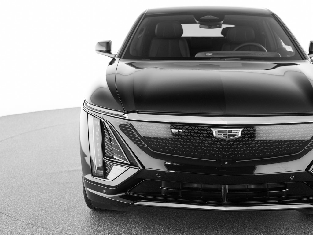Used 2024 Cadillac Lyriq Sport AWD/4WD image 39
