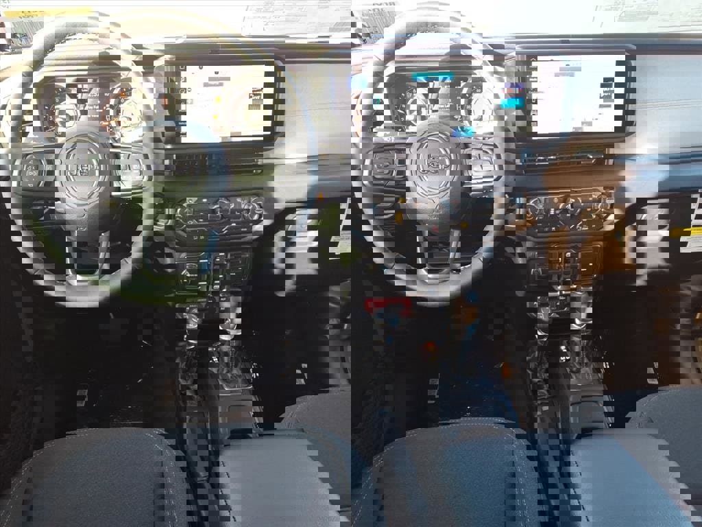 New 2026 Jeep Gladiator Sport image 9