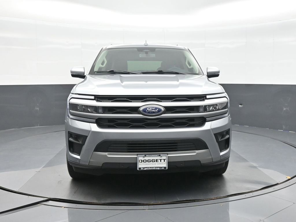 Used 2022 Ford Expedition XLT image 18