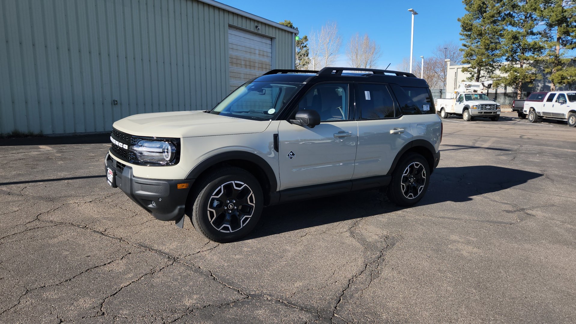 New 2025 Ford Bronco Sport Outer Banks w/ Outer Banks Tech Package+ AWD/4WD image 3