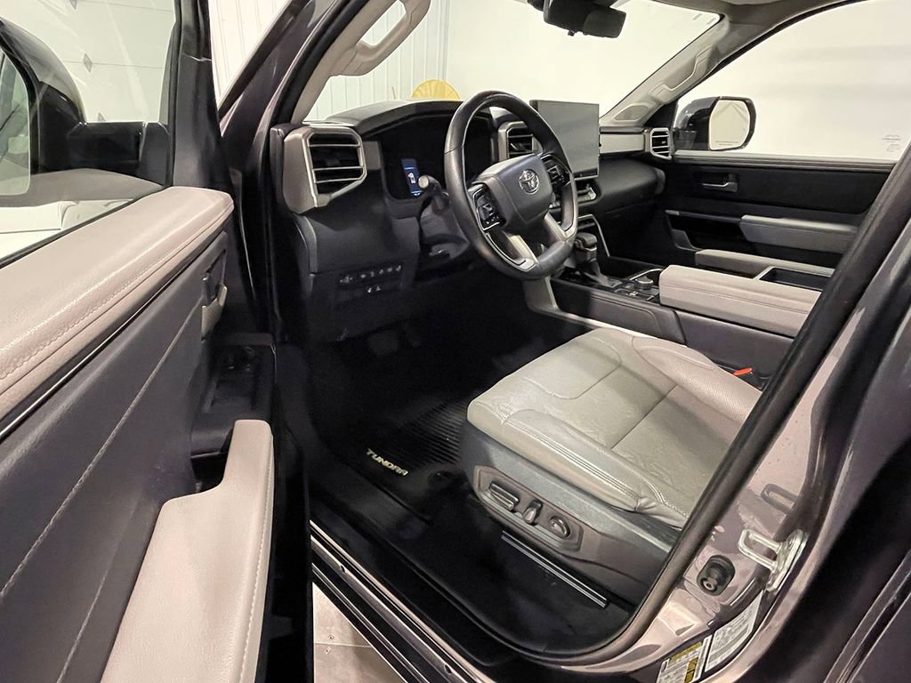 Used 2022 Toyota Tundra Limited image 18