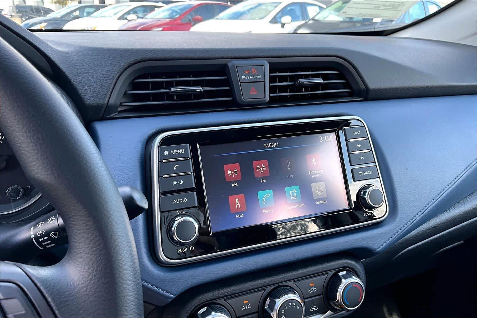 New 2025 Nissan Versa SV w/ Trunk Package FWD image 13