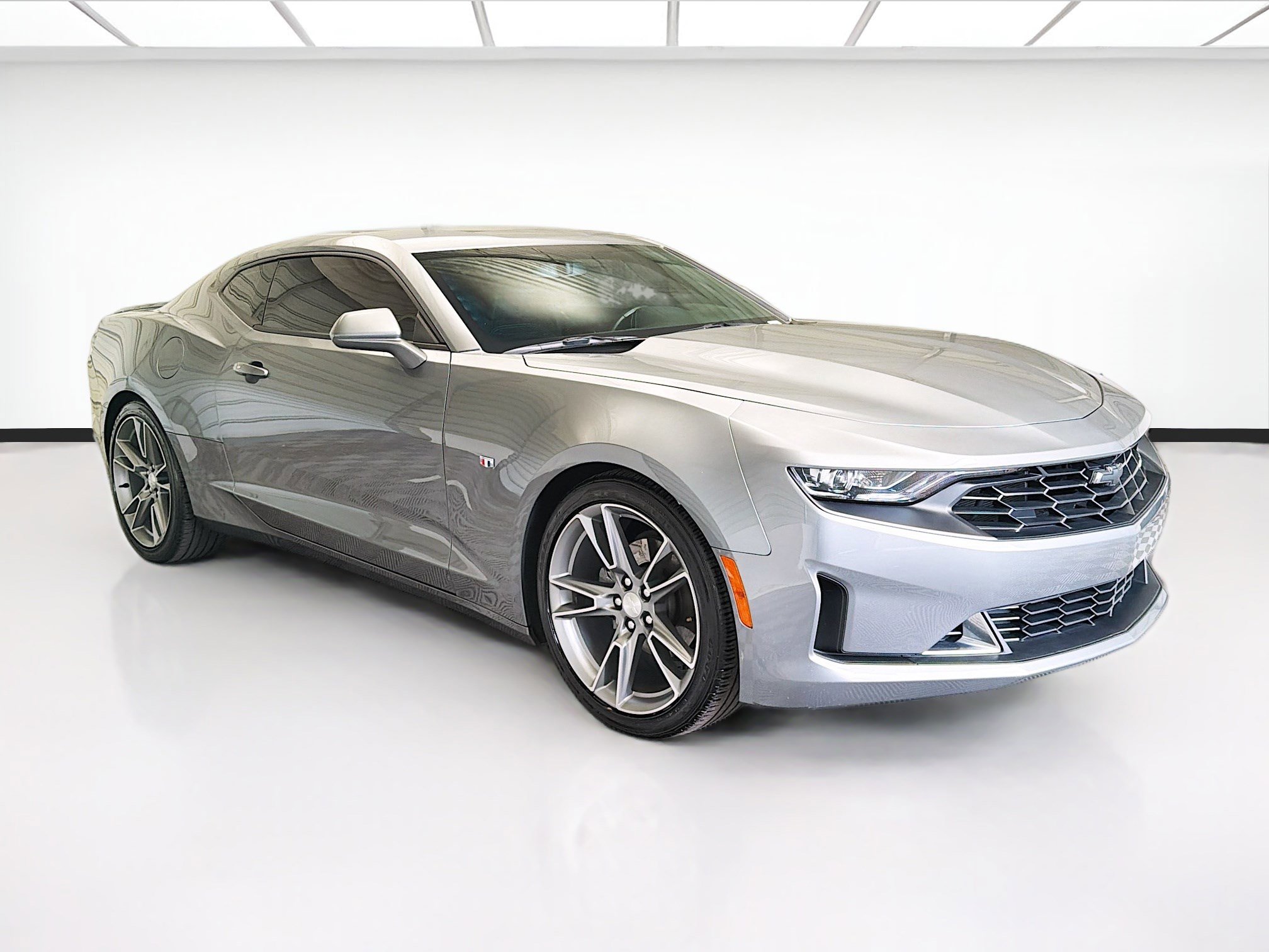 Used 2019 Chevrolet Camaro LT w/ RS Package RWD image 3
