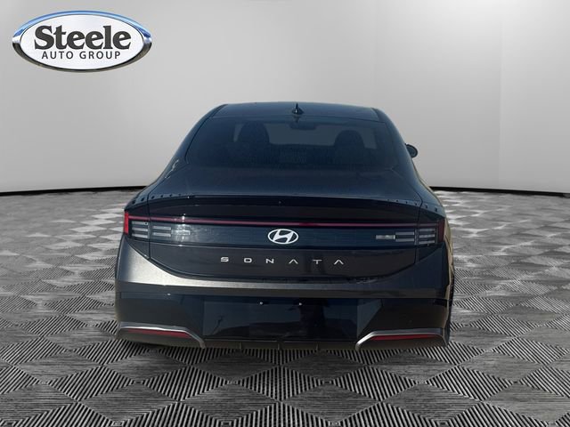 Used 2025 Hyundai Sonata SEL image 3