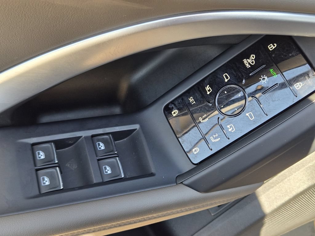 Certified 2025 Audi Q5 Premium Plus w/ Premium Plus AWD/4WD image 30