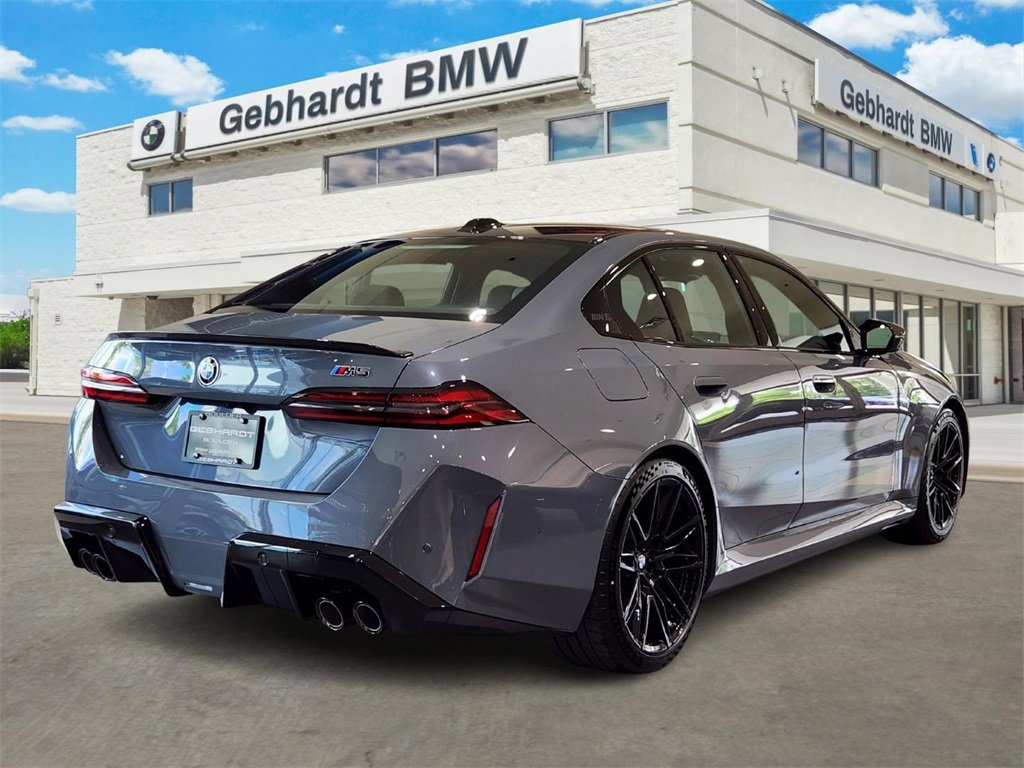 New 2026 BMW M5 w/ Carbon Package image 7