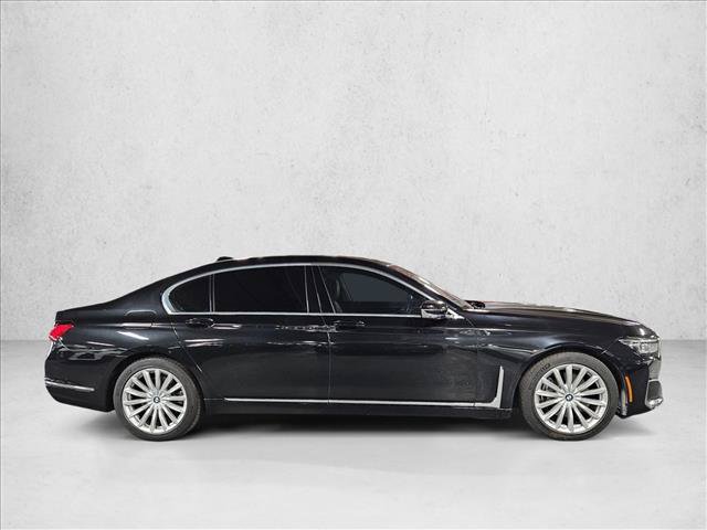 Used 2022 BMW 740i xDrive w/ Premium Package AWD/4WD image 4