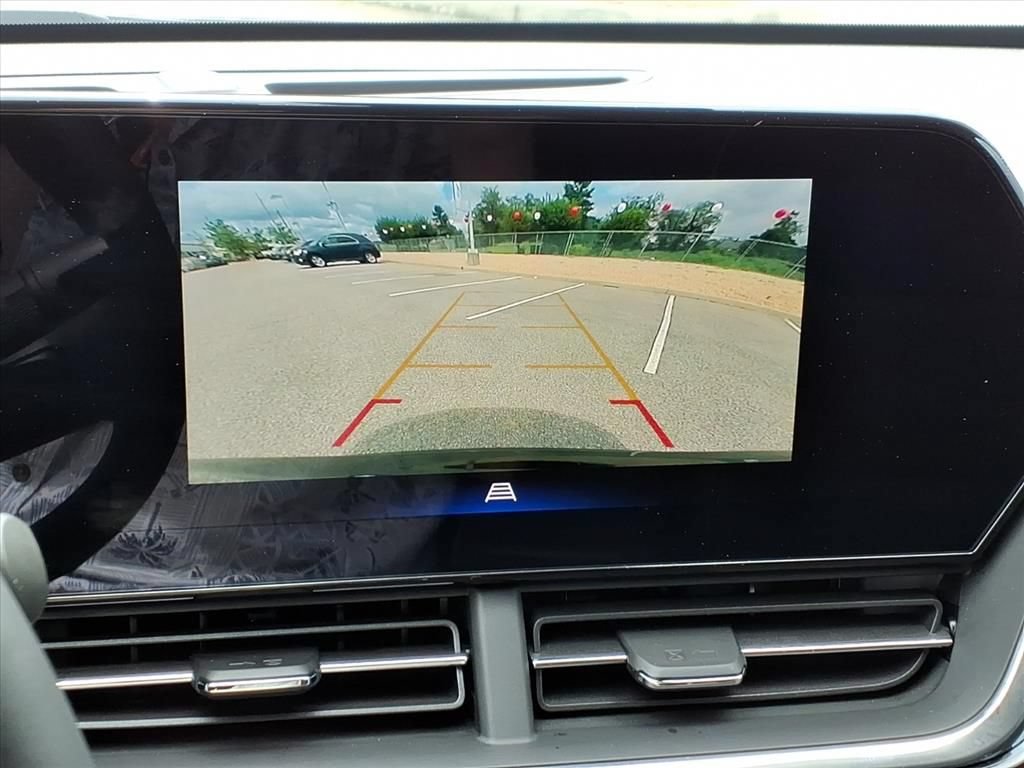 Used 2025 Chevrolet Trax ACTIV w/ Driver Confidence Package FWD image 23