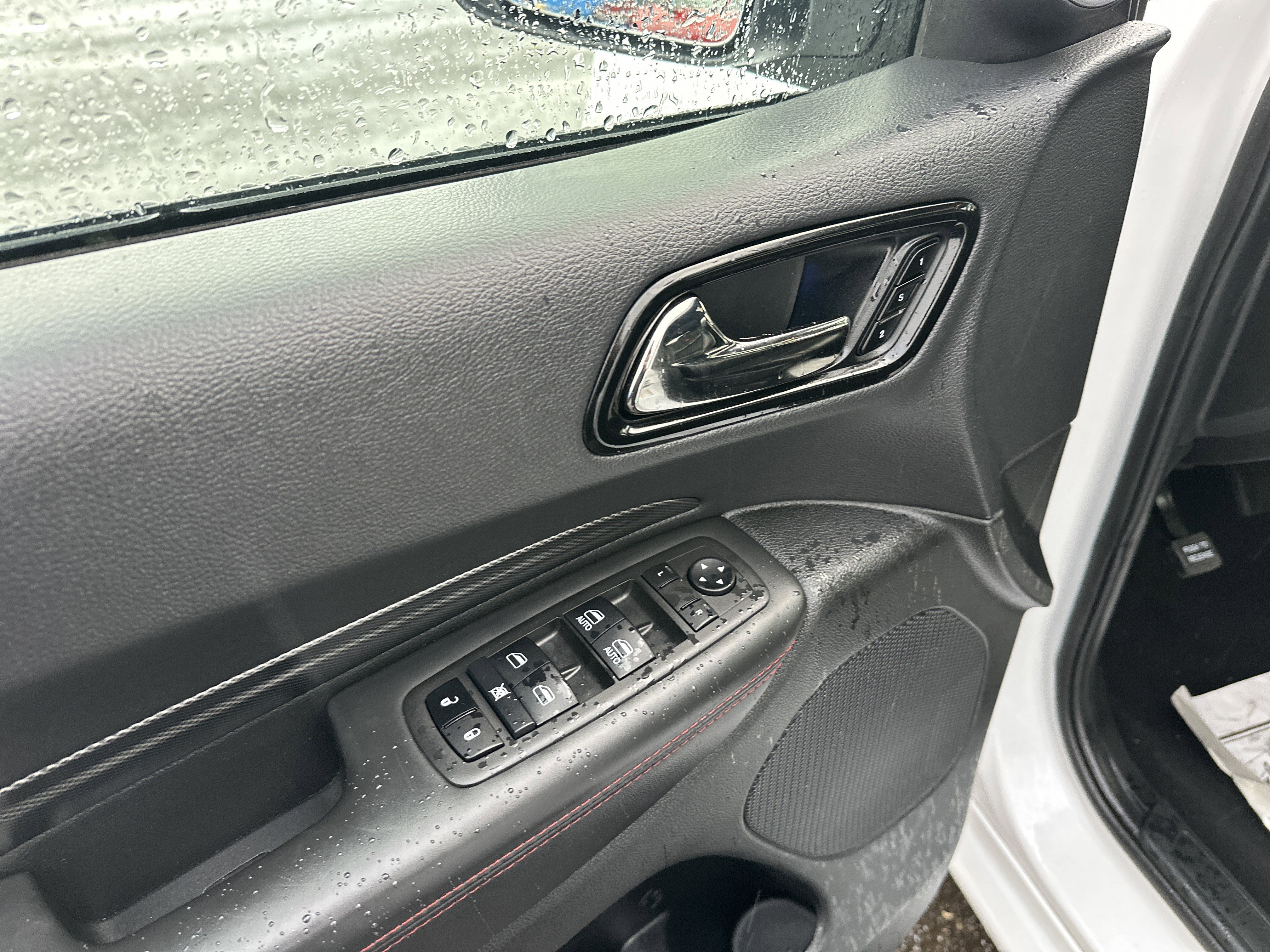 Used 2024 Dodge Durango GT image 15