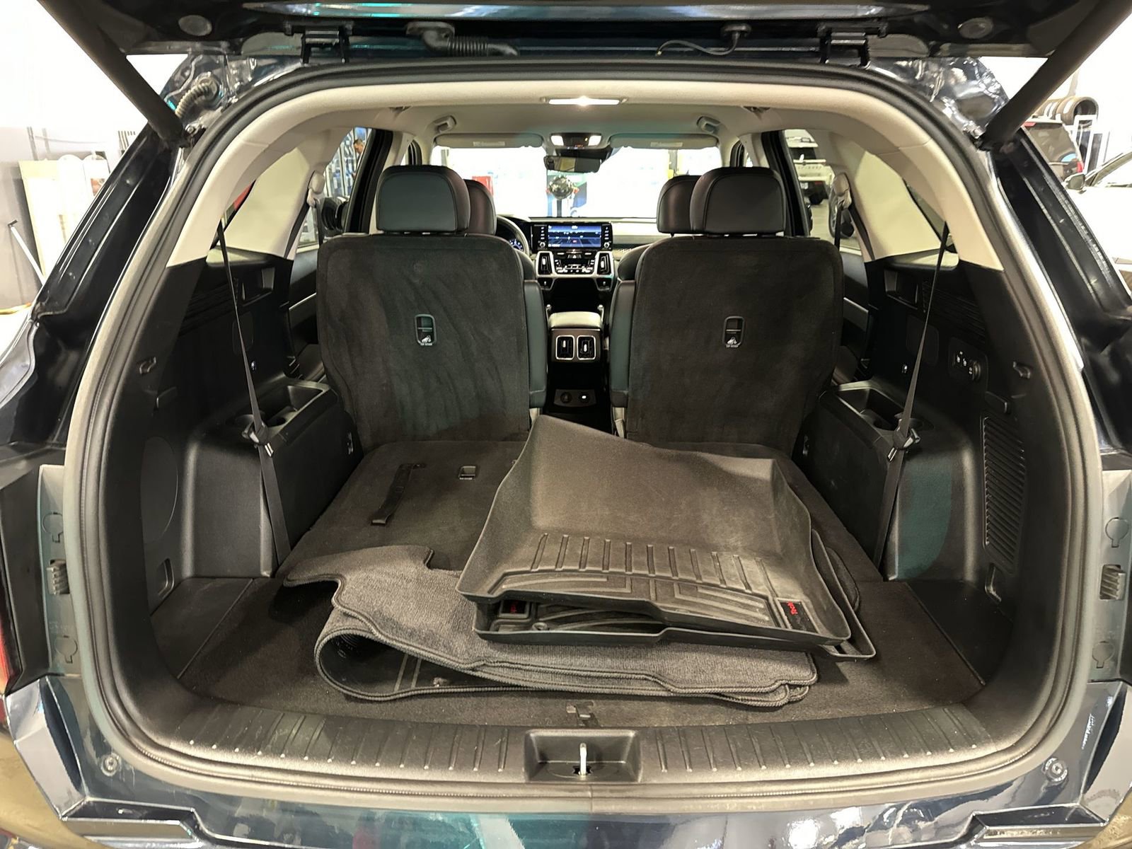 Used 2022 Kia Sorento EX image 33