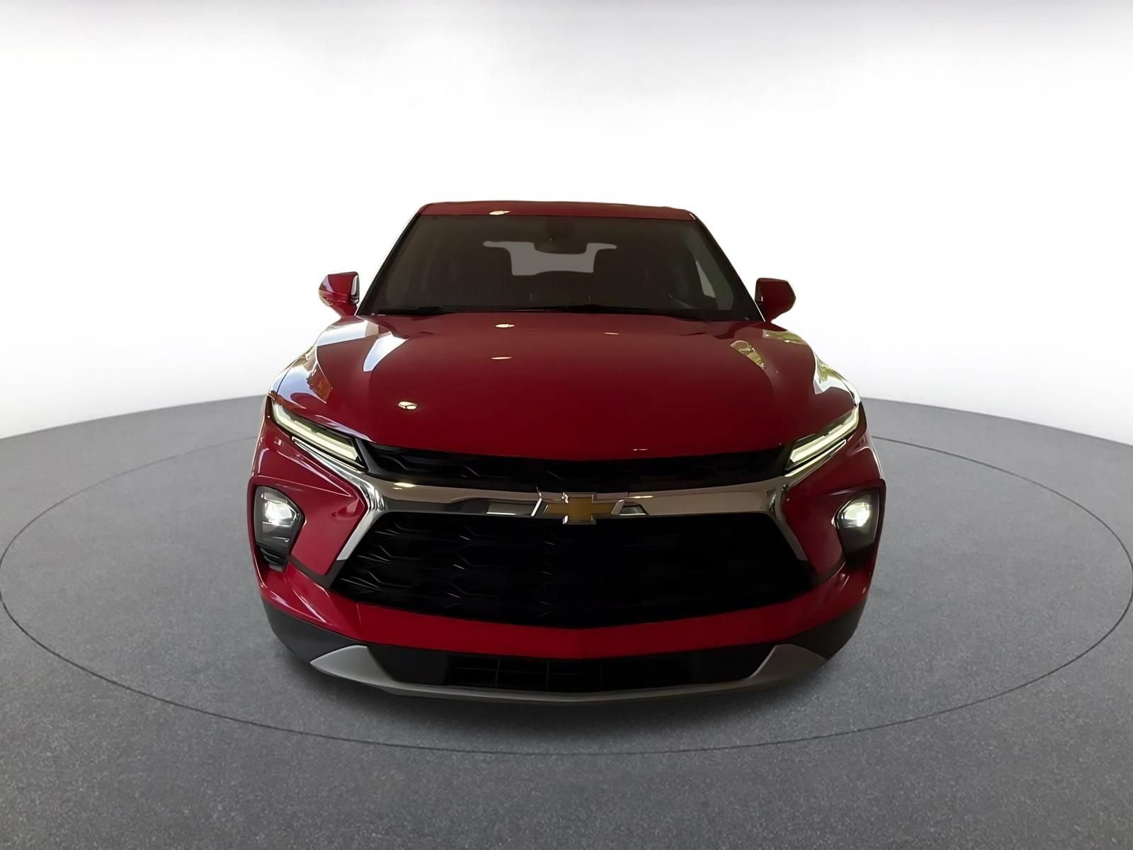 Used 2025 Chevrolet Blazer LT FWD image 4