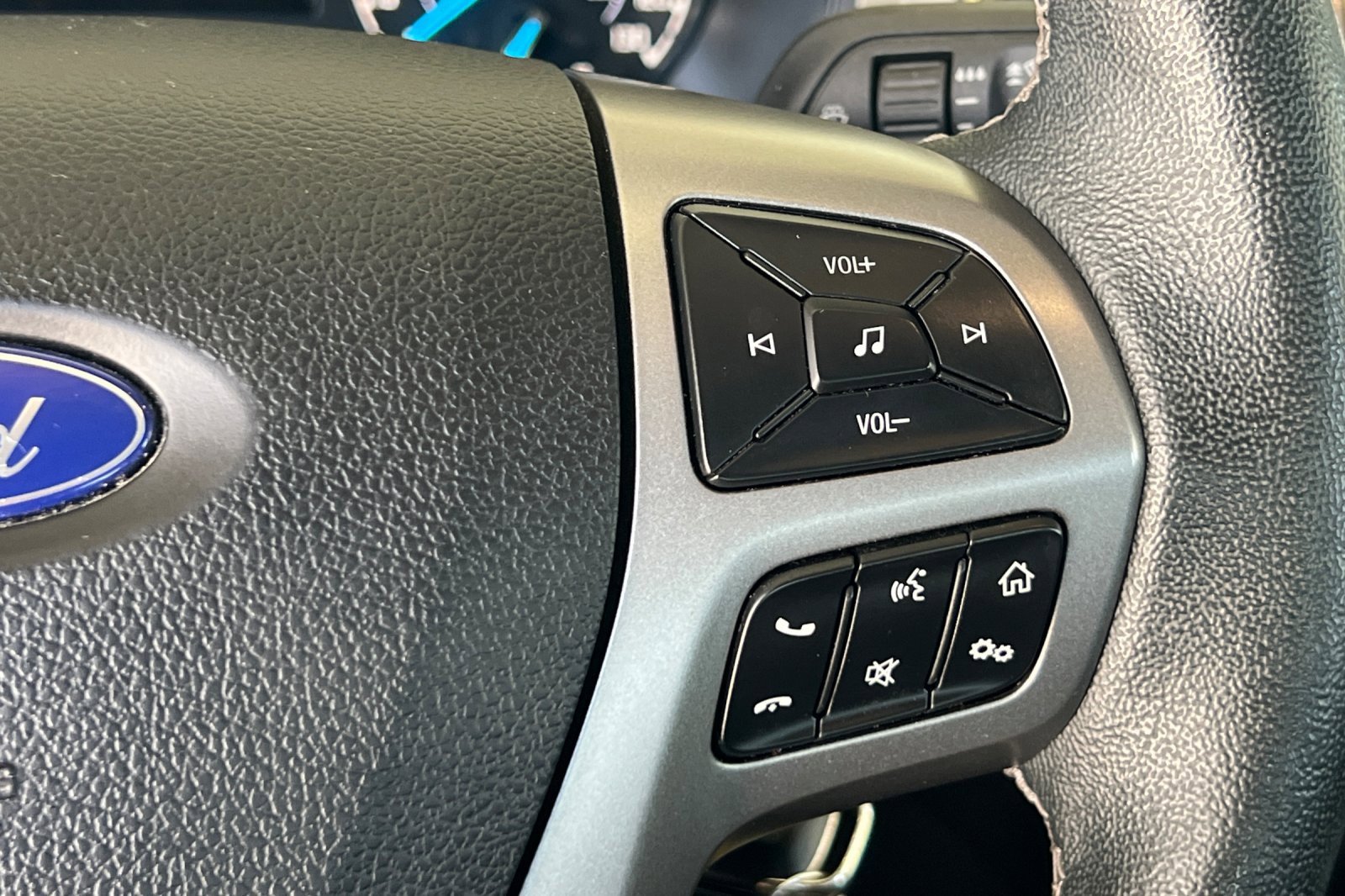 Used 2019 Ford Ranger XLT w/ FX4 Off-Road Package image 26