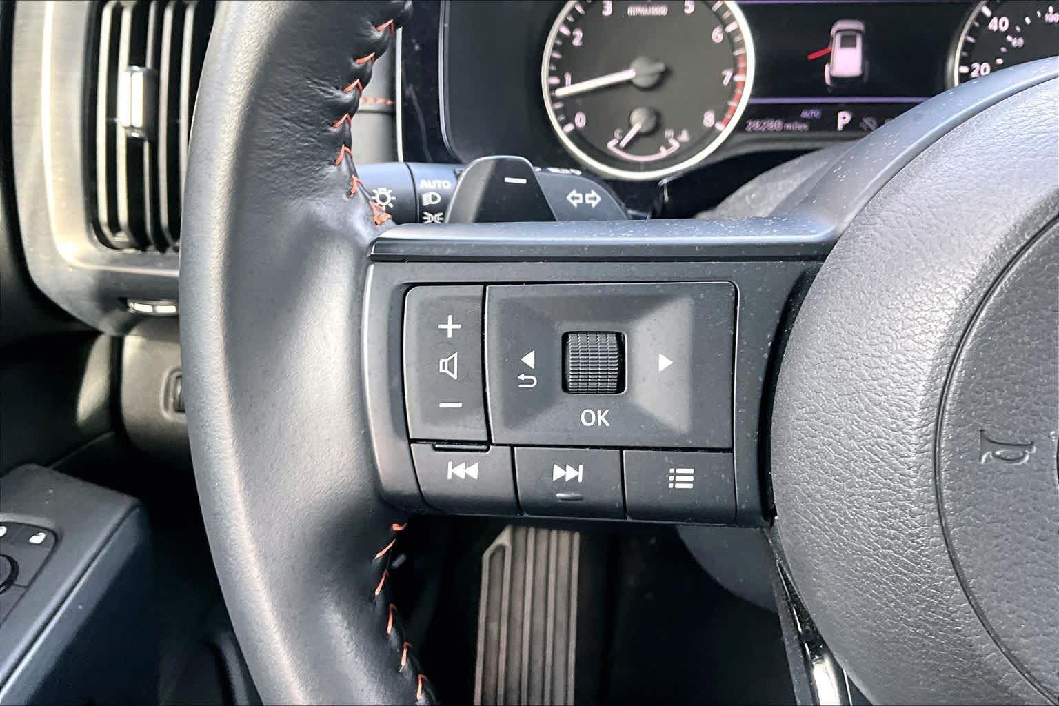 Certified 2024 Nissan Pathfinder Rock Creek AWD/4WD image 22
