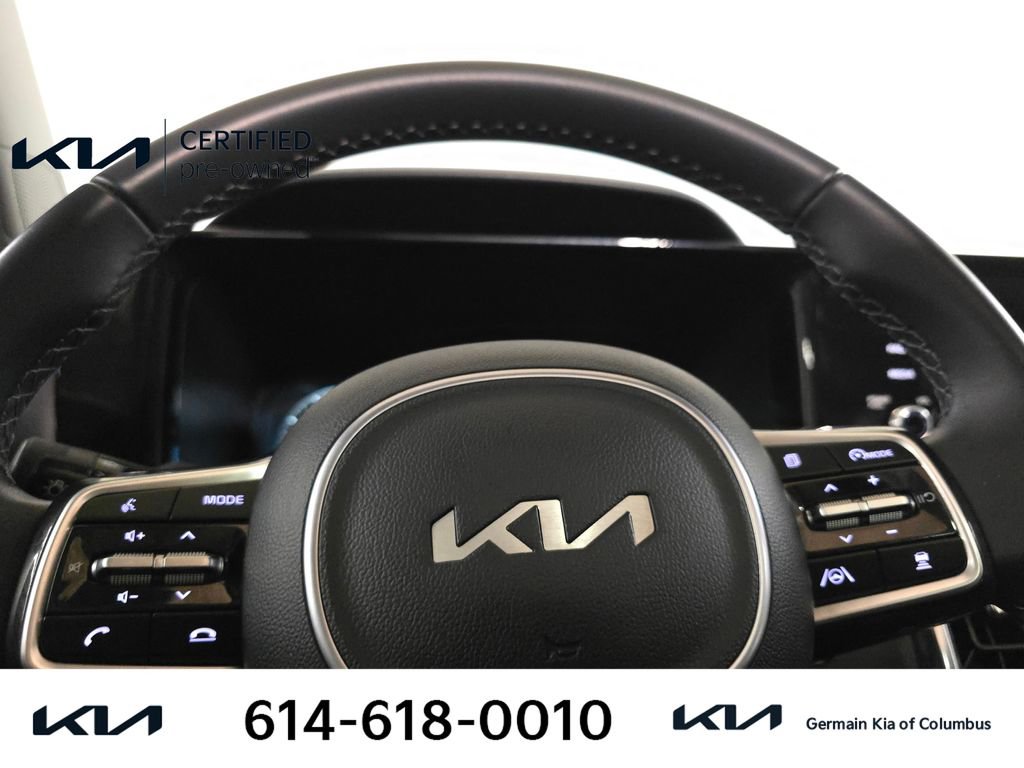 Certified 2023 Kia Sorento SX image 22