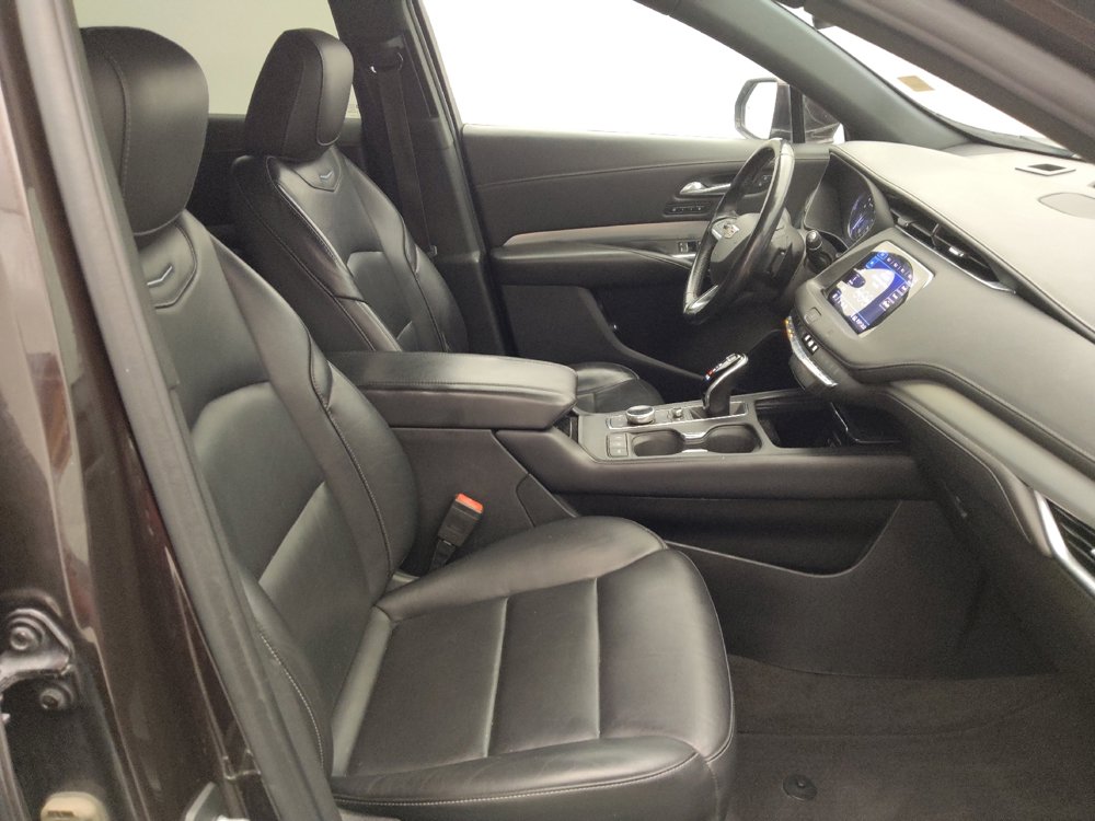 Used 2020 Cadillac XT4 Premium Luxury FWD image 21